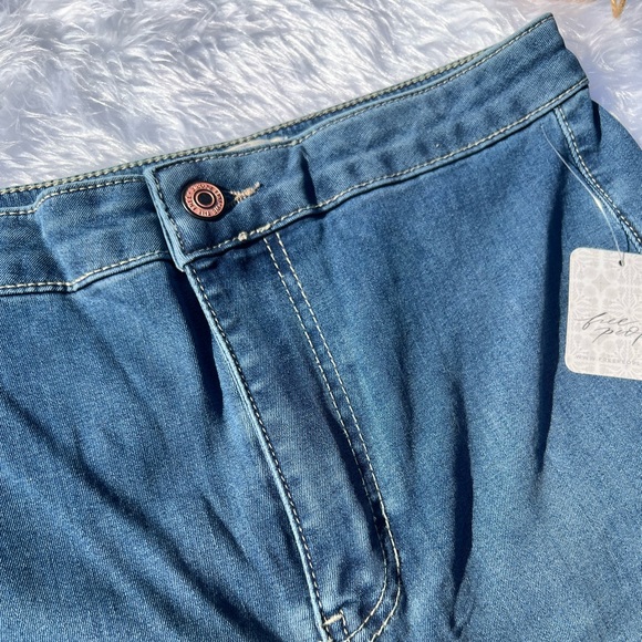 NWT Free People Just Float On Flare Jeans - Picture 6 of 10
